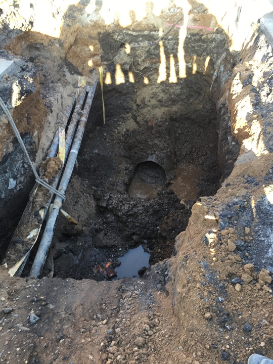 Geöffnete Kaverne mit havariertem Kanal